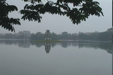 From the Red Bridge to Hoan Kiem